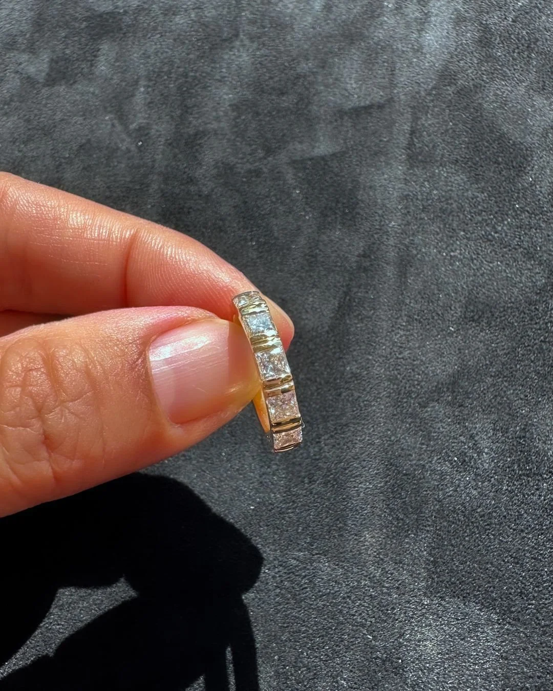 Clean lines, calm geometry, keep it simple but one-of-a-kind. Featuring Princess-cut diamonds in 18K gold, an eternity ring designed to be seen from every angle.&rdquo;#TheSocietyHK #18KGold #PrincessCut #EternityRing #DiamondRing #QuietLuxury #Moder