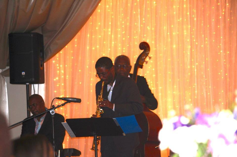 Kachebee on Soprano Saxophone