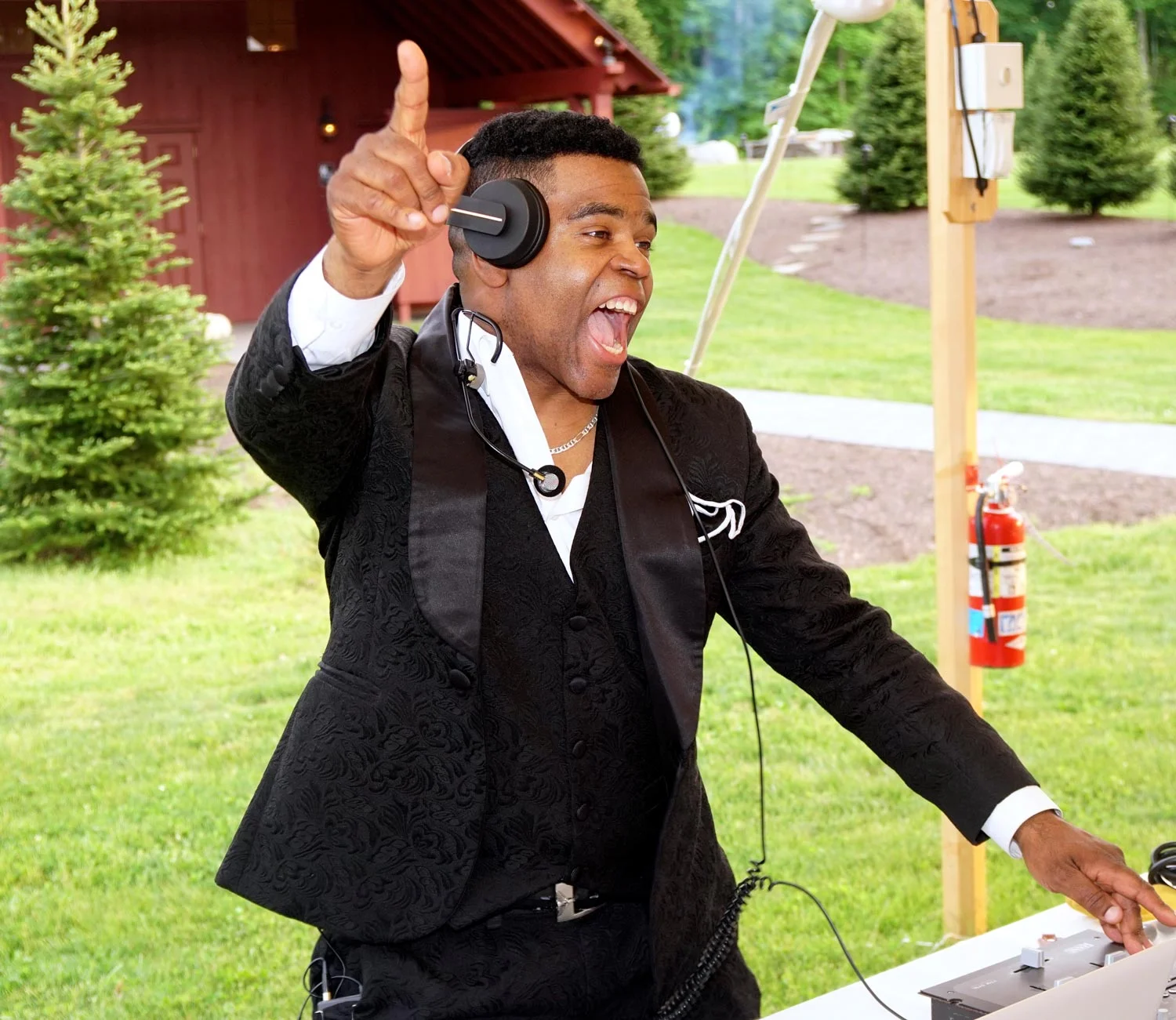 Kenny Quintero: DJ/Master of Ceremonies