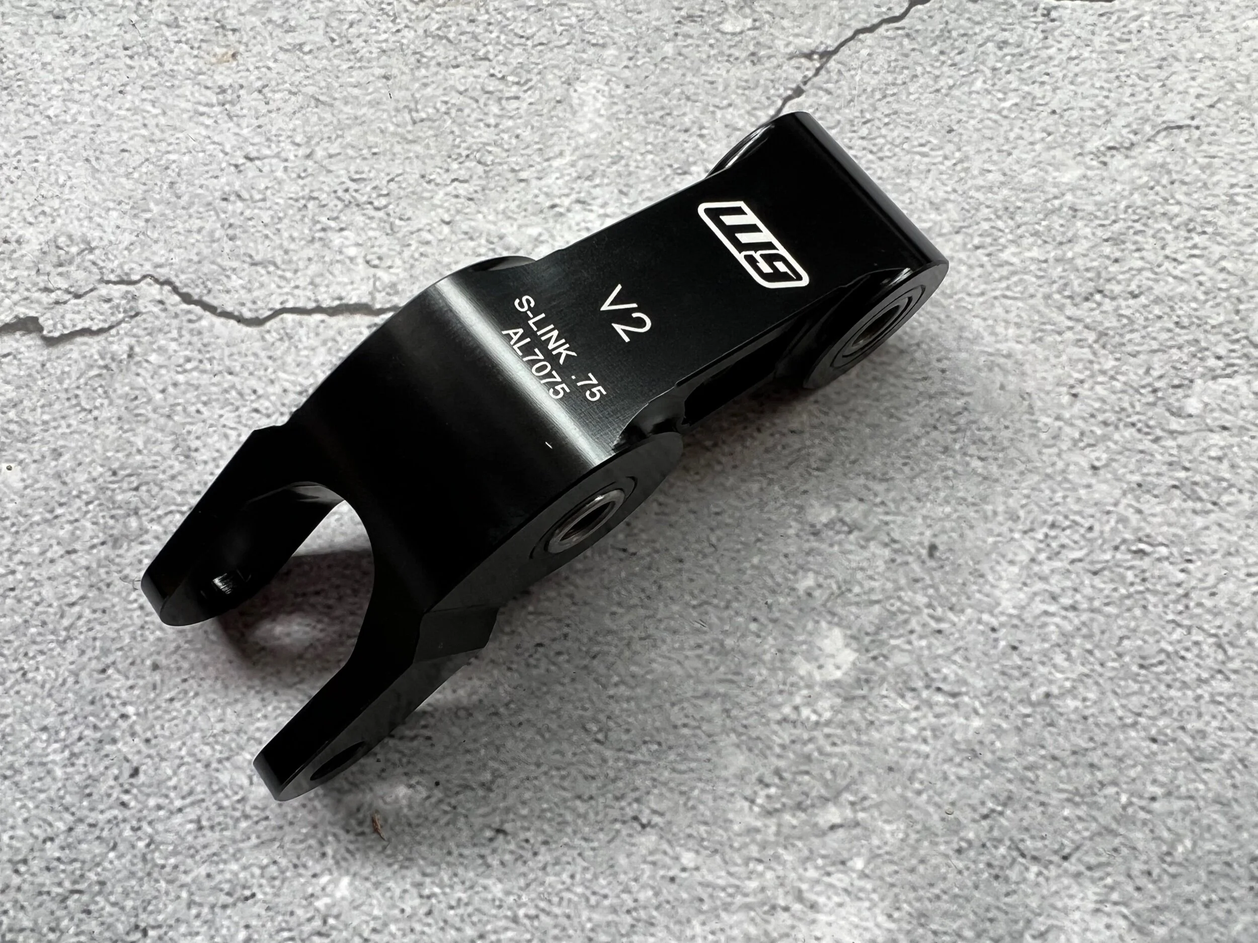 777938DF-E158-4F83-8F0A-F61E2BAA091B