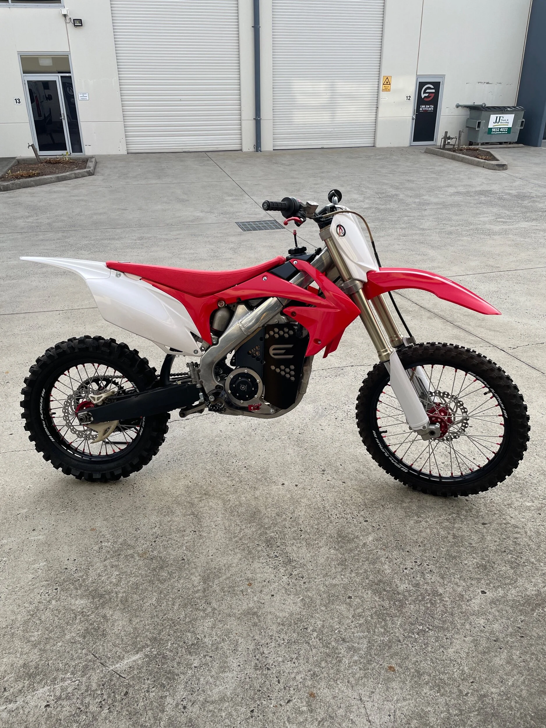 5517BA07-6450-4527-A53C-89020DA893DC