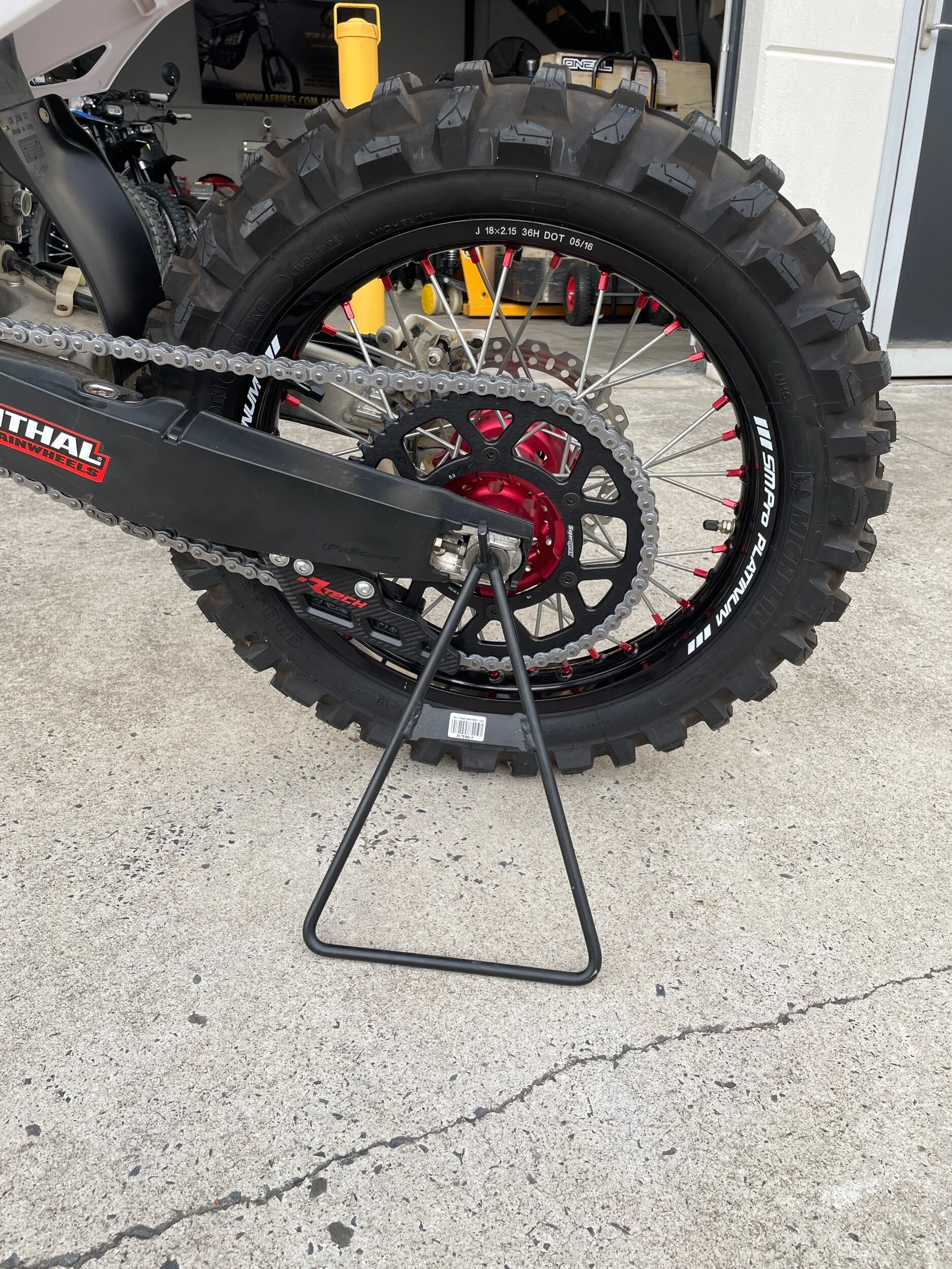 8417492B-439C-464F-881F-CDF2D7FF2551