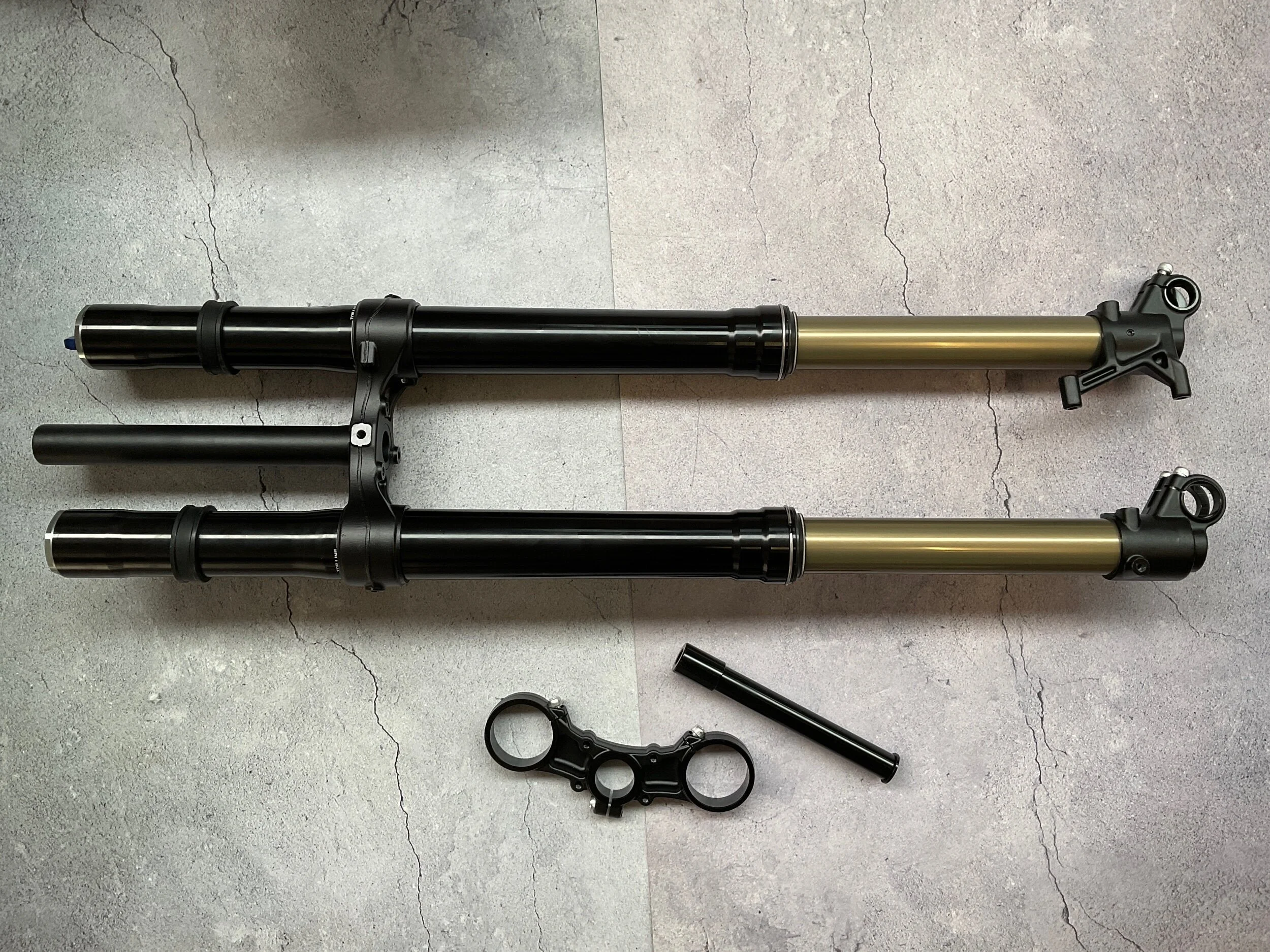 A5F7174D-C539-4EE3-B5C0-0B396796834E