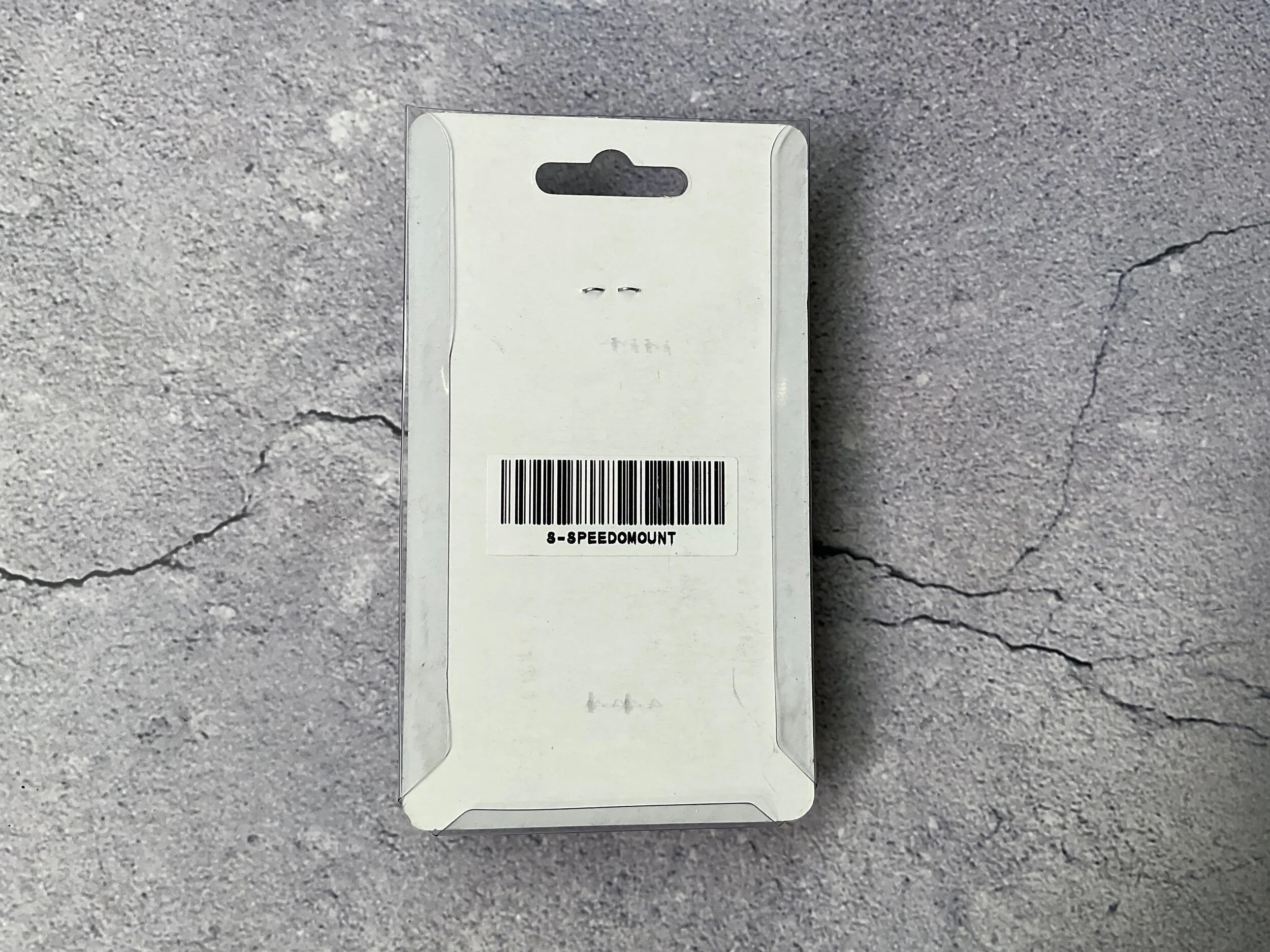 5E48142D-127C-4C6C-893D-F27E9D680F84