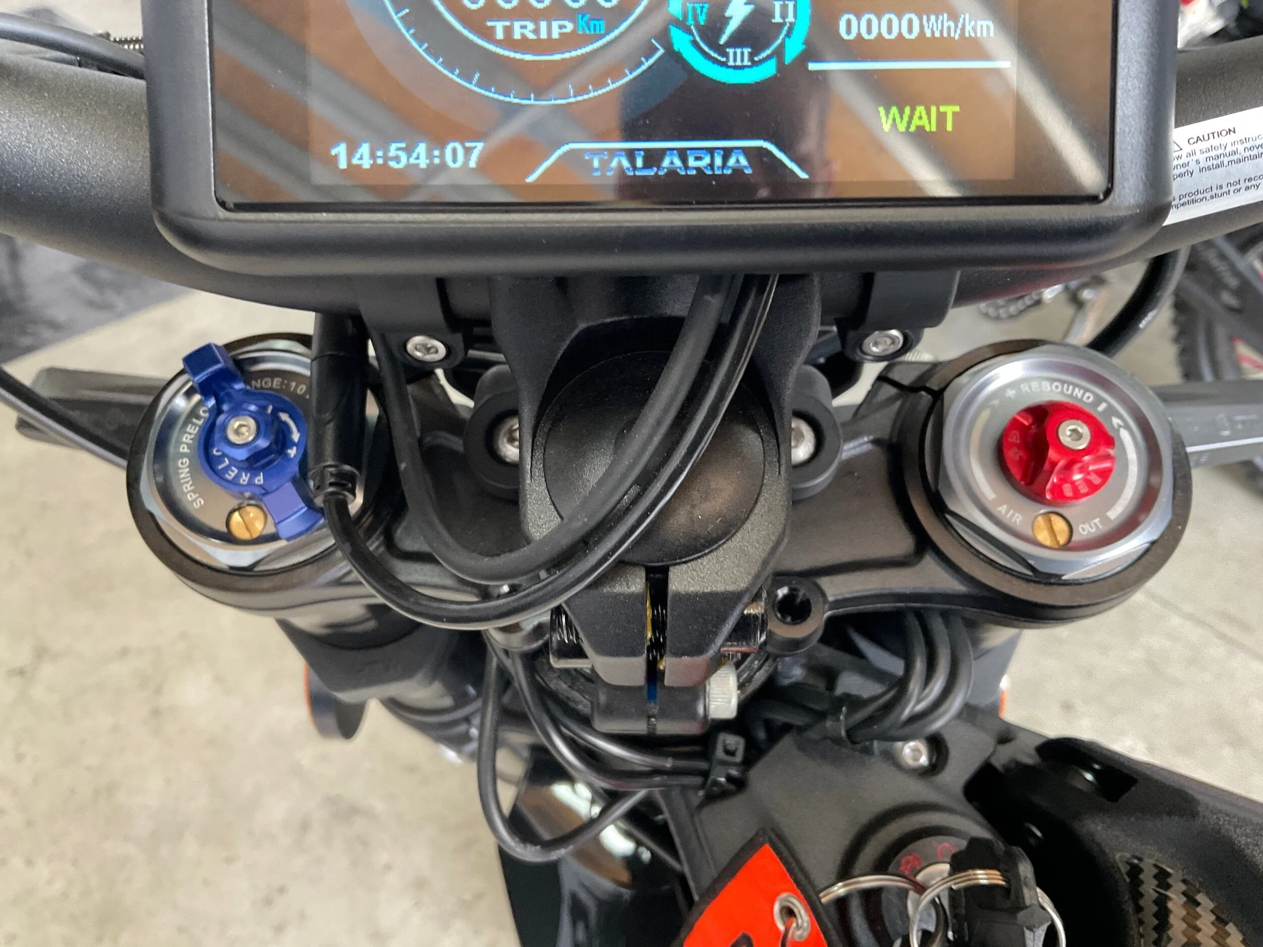 73AE7336-839F-4A46-B7D3-5D12026CD876