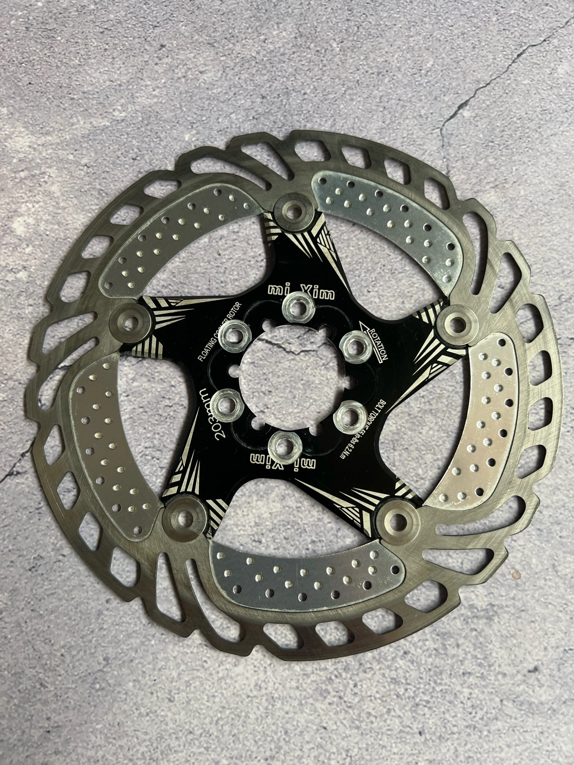 AA4F795F-EEBD-4D69-8444-E0882013EF7C