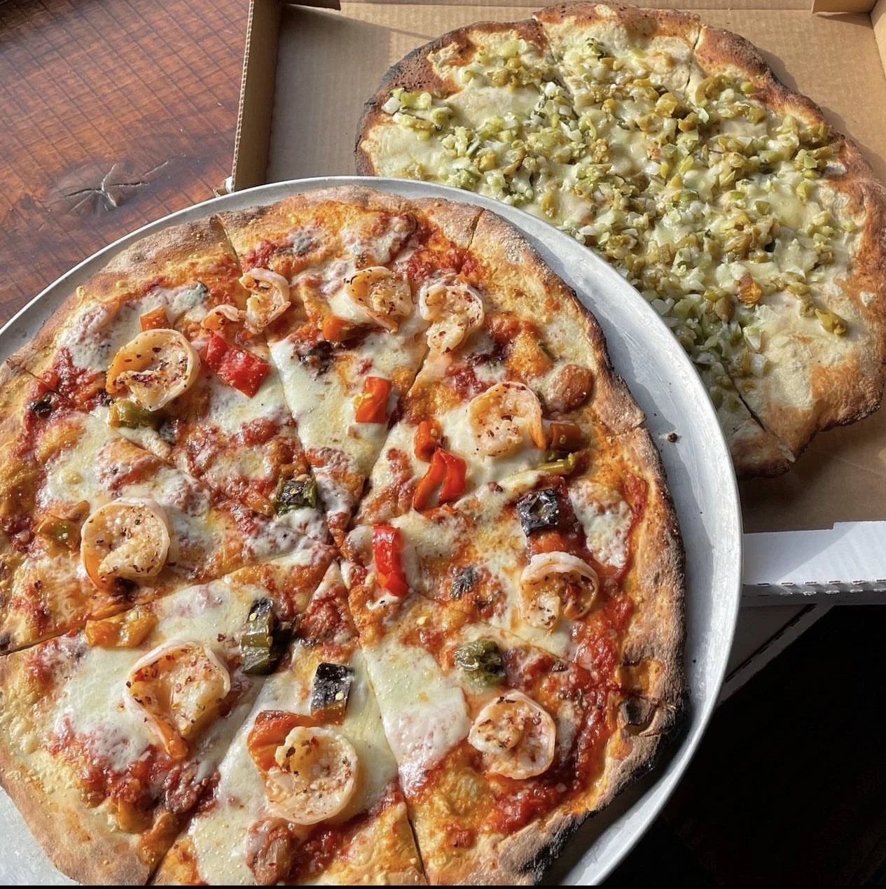 GOLDEN BROWN THIN CRUST