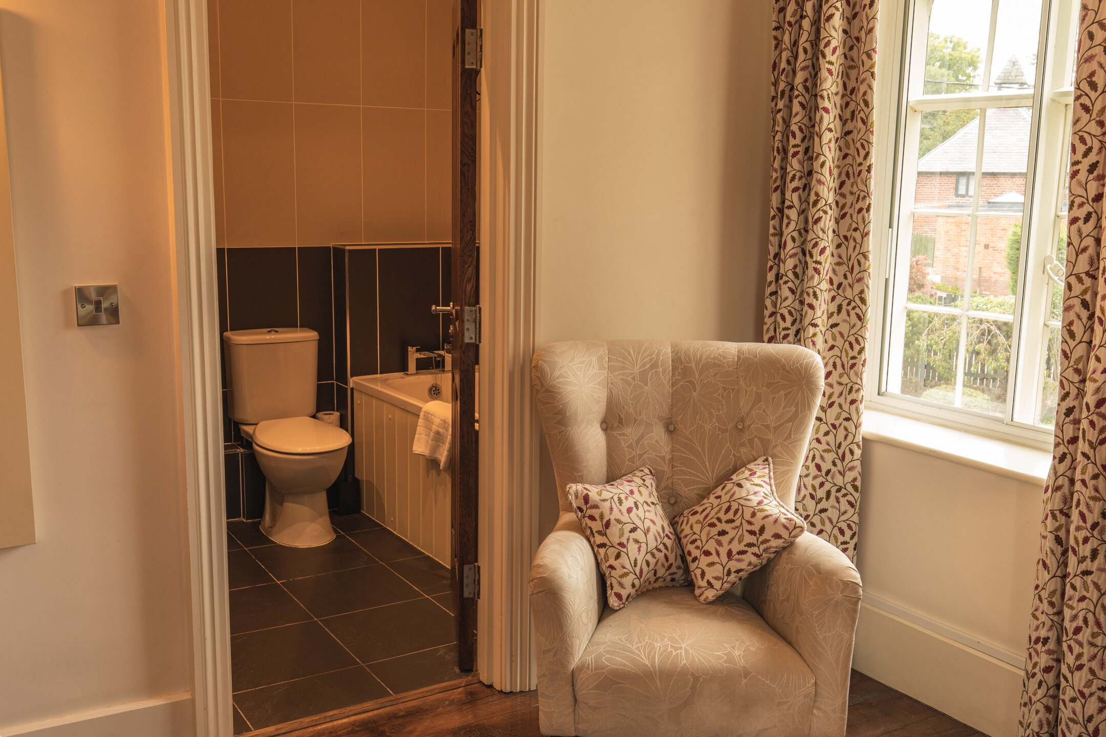 The Nags Head Inn Property & Commercial Photography — Brad Carr