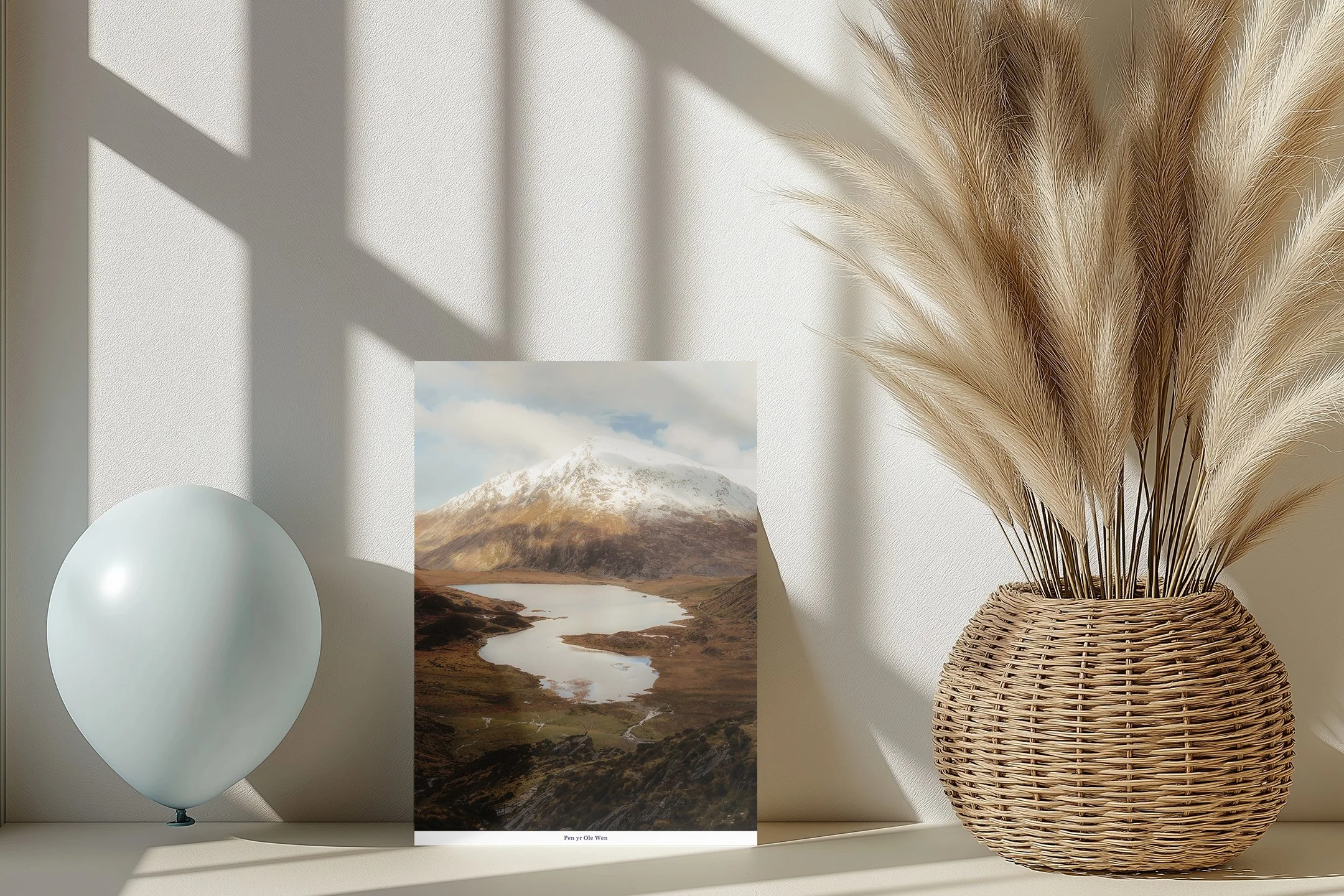 Pen yr Ole Wen Greetings Card.jpg