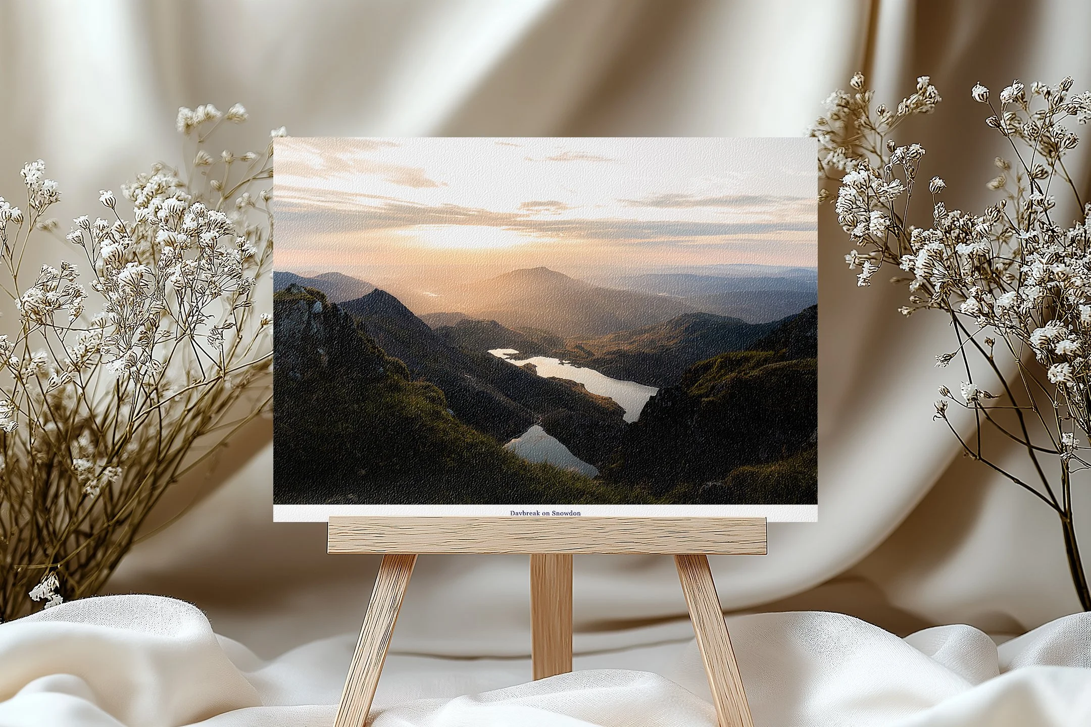 Snowdon Daybreak Greetings Card.jpg