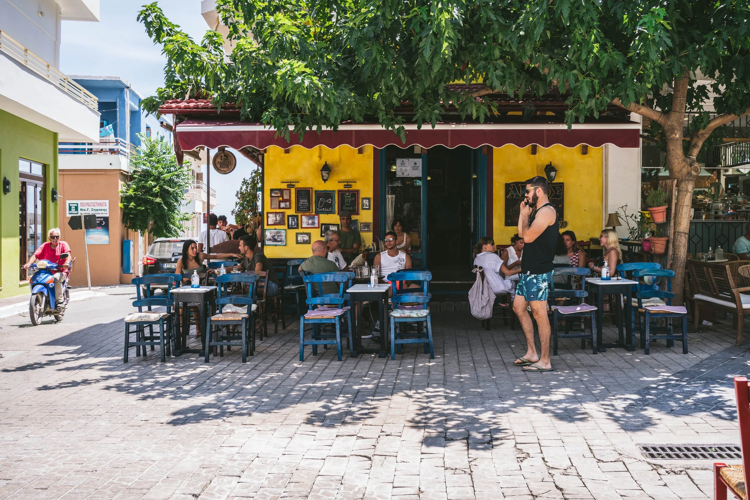 cafeteria creta001.jpg
