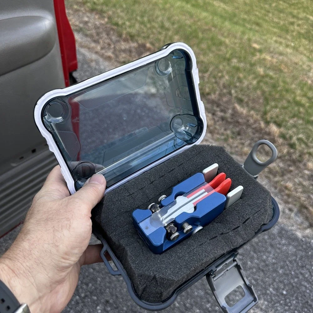 Begali Traveler CW Paddle with a protective hard shell, waterproof, & foam lined storage case.