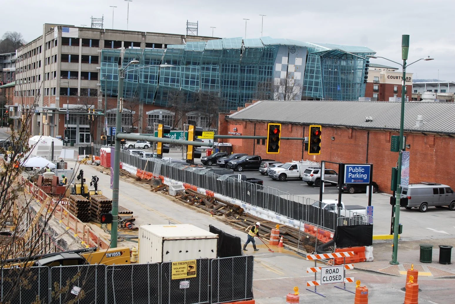 This 21-Year-Old Nikon's Colors (Straight Out of Camera) Will Surprise You