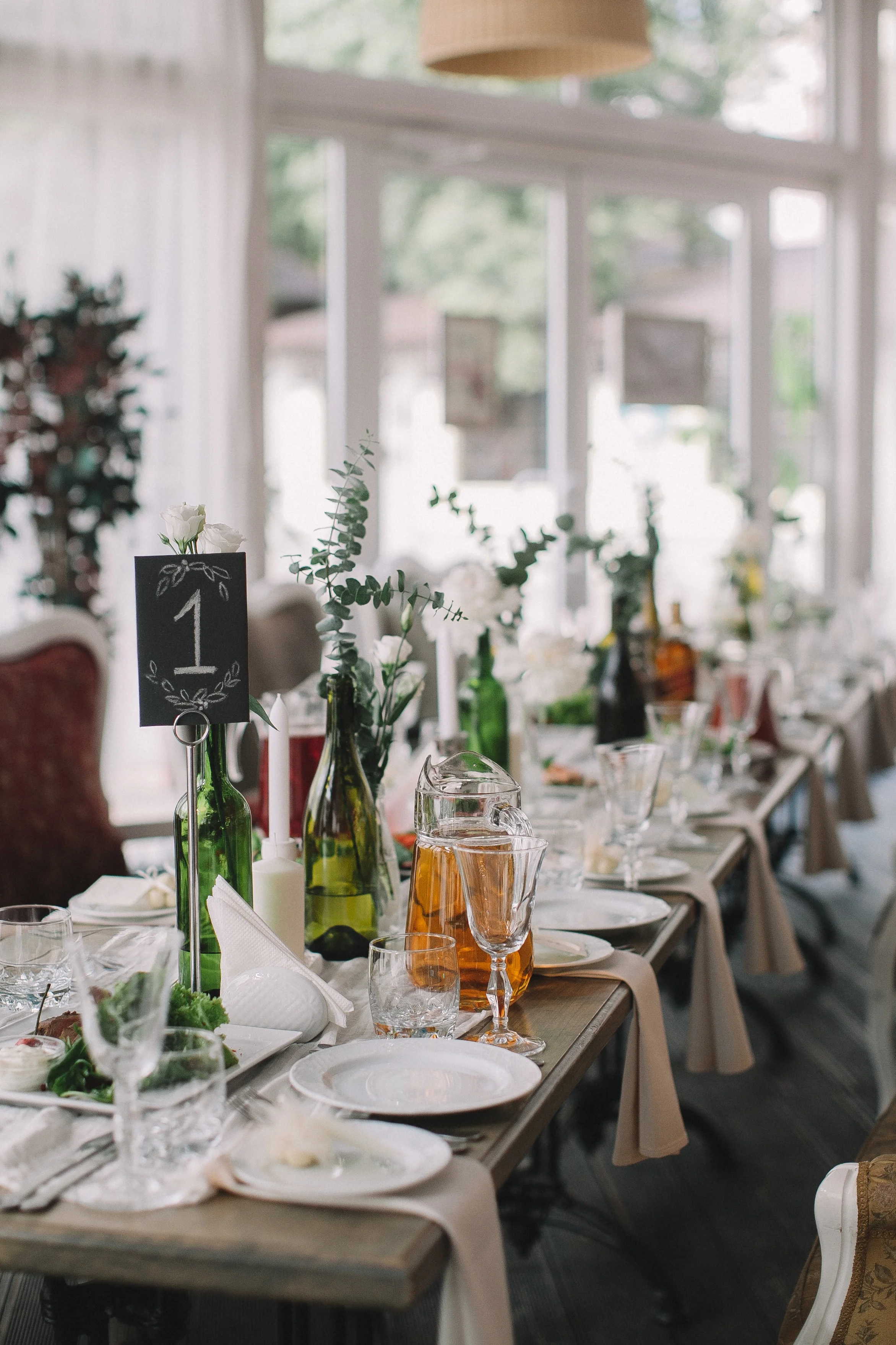 blur-catering-contemporary-1741285.jpg