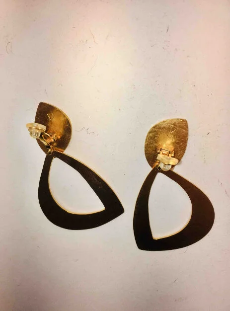 559BB0AB-CFC8-4AE8-BC5F-EEB7AD10241B