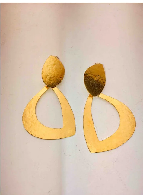 811EA49D-BB34-4631-ADB8-C261C3A64C3E