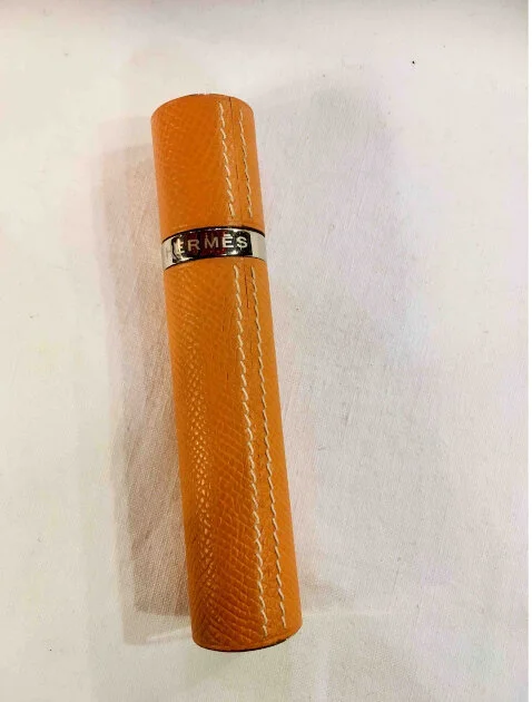 DAFC19A6-80D5-424B-8F3E-83BBBF039210