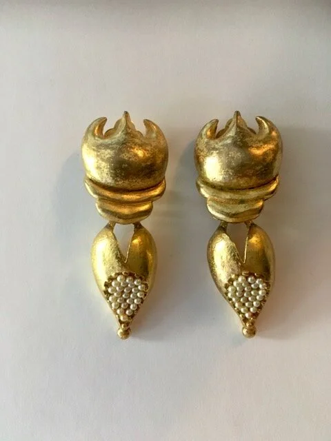 Broche victorienne ncienne en or 15 crts, ople, grent et perle Broche victorienne ncienne en or 15 crts, ople, grent et perle