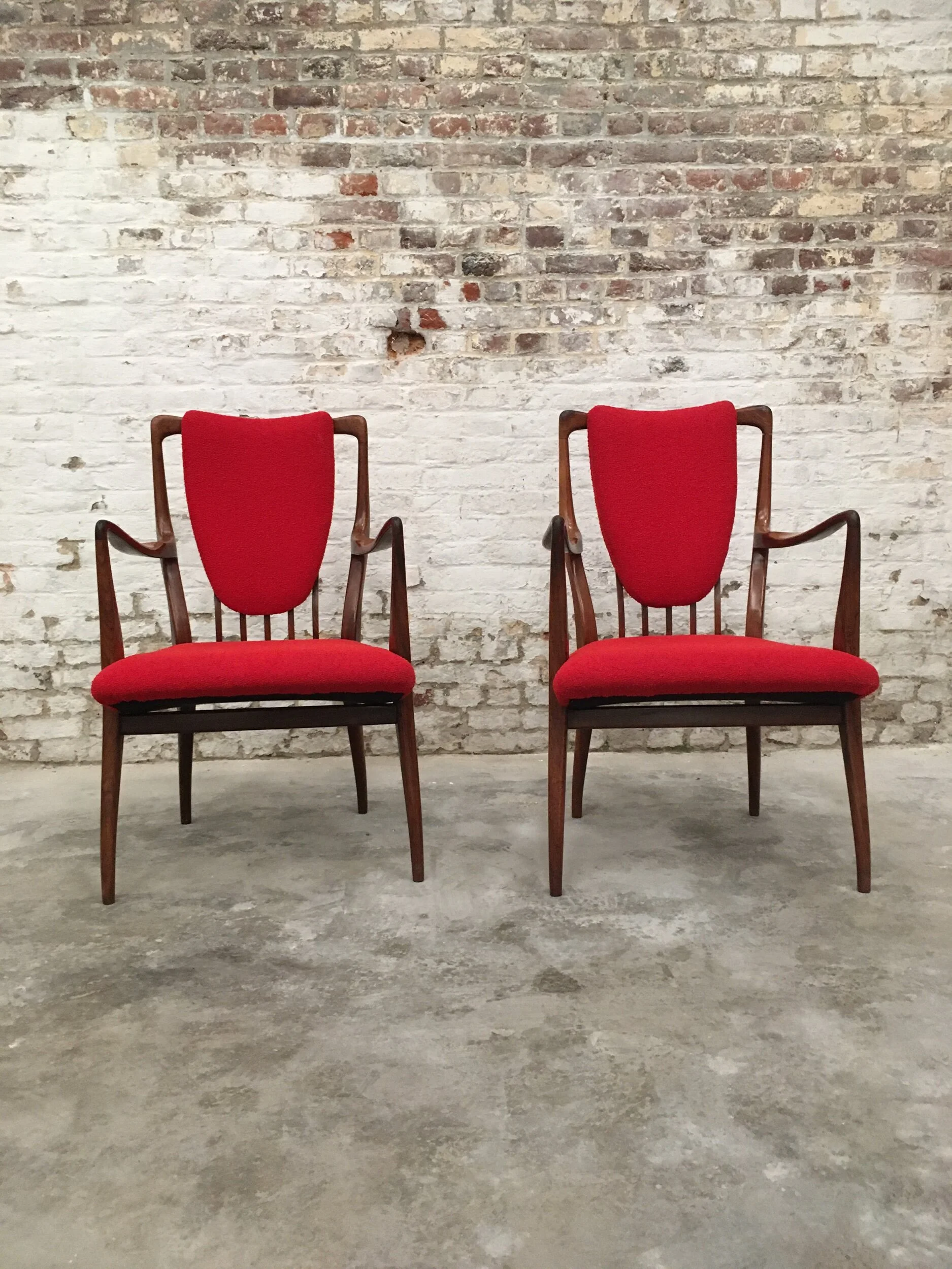 6EAA2A86-AC5C-401C-A608-EF5DD8F31272