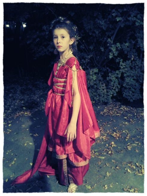 Azure Elizabeth’s daughter wearing aphrodite costume on side view