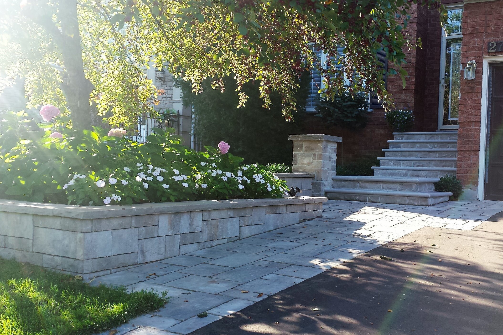 Precast Retaining Wall | Natural Stone staircase