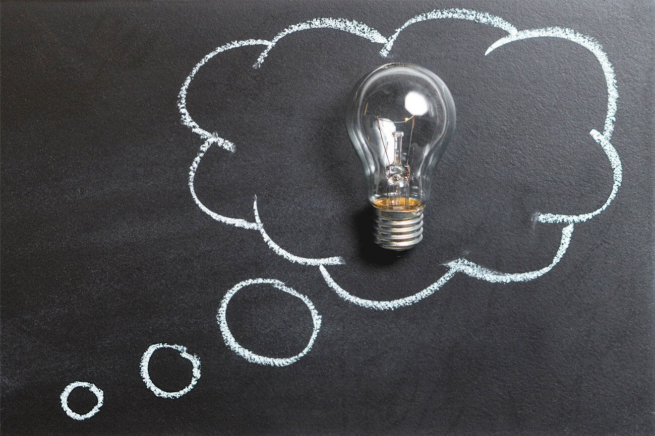 lightbulb inside think bubble