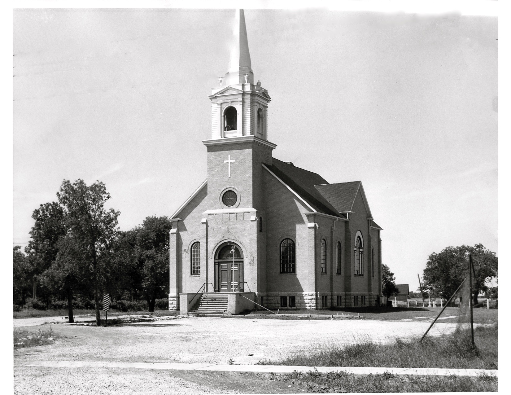 1929 A new church was built on the same foundation of the Gothic style church.
