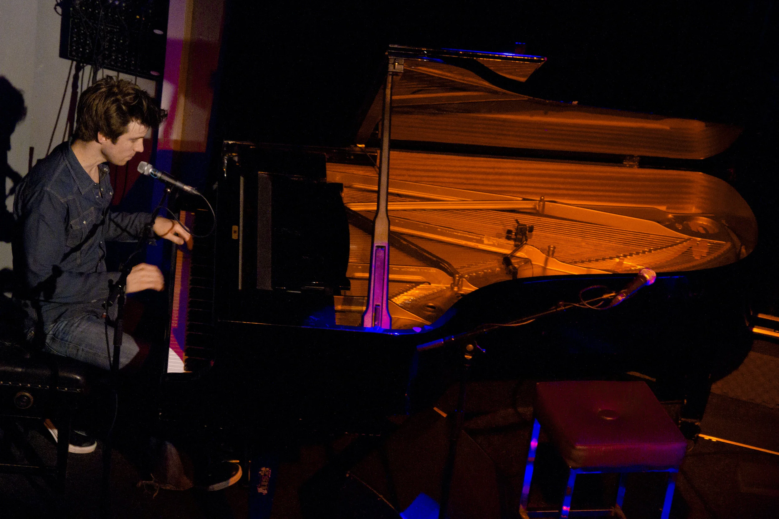 Jazz_Cafe_Peter_Gibbons_3.jpeg