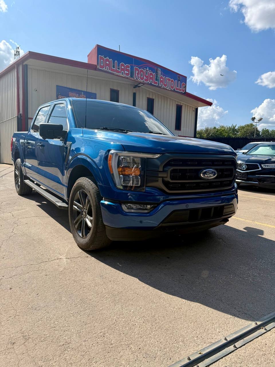 2023 FORD F-150 BLUE