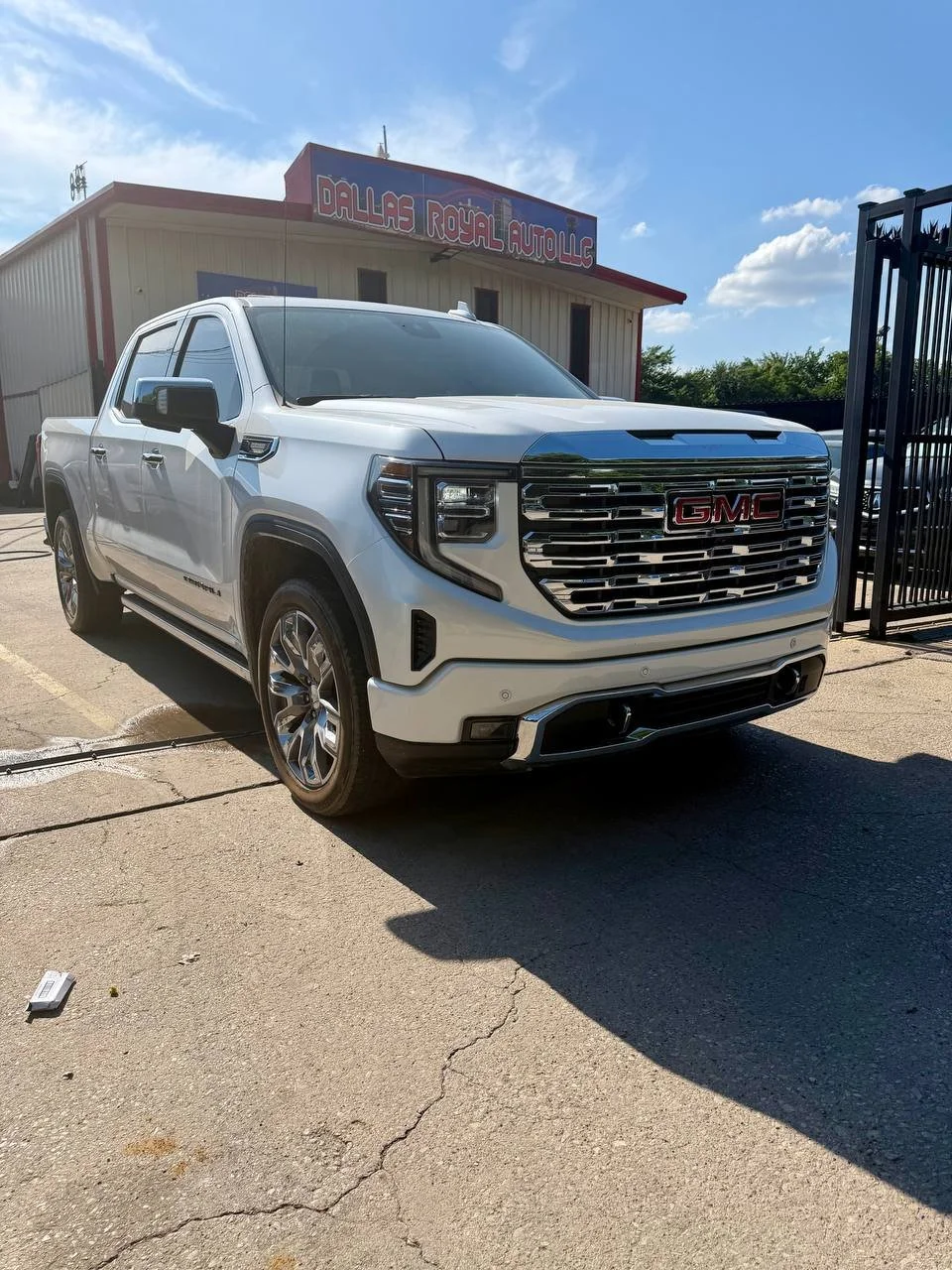 2023 GMC SIERRA DENALI