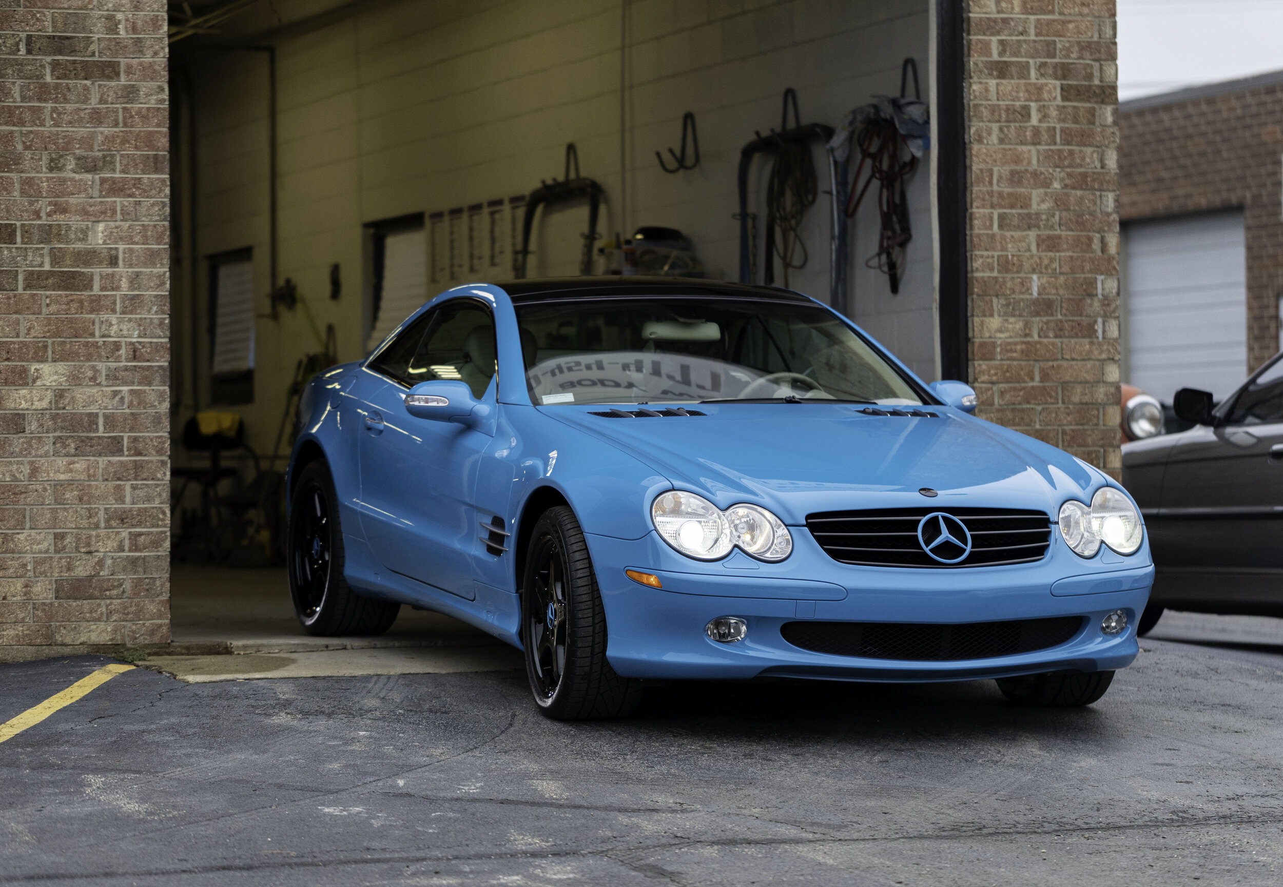 Mercedes SL500 Miami Blue