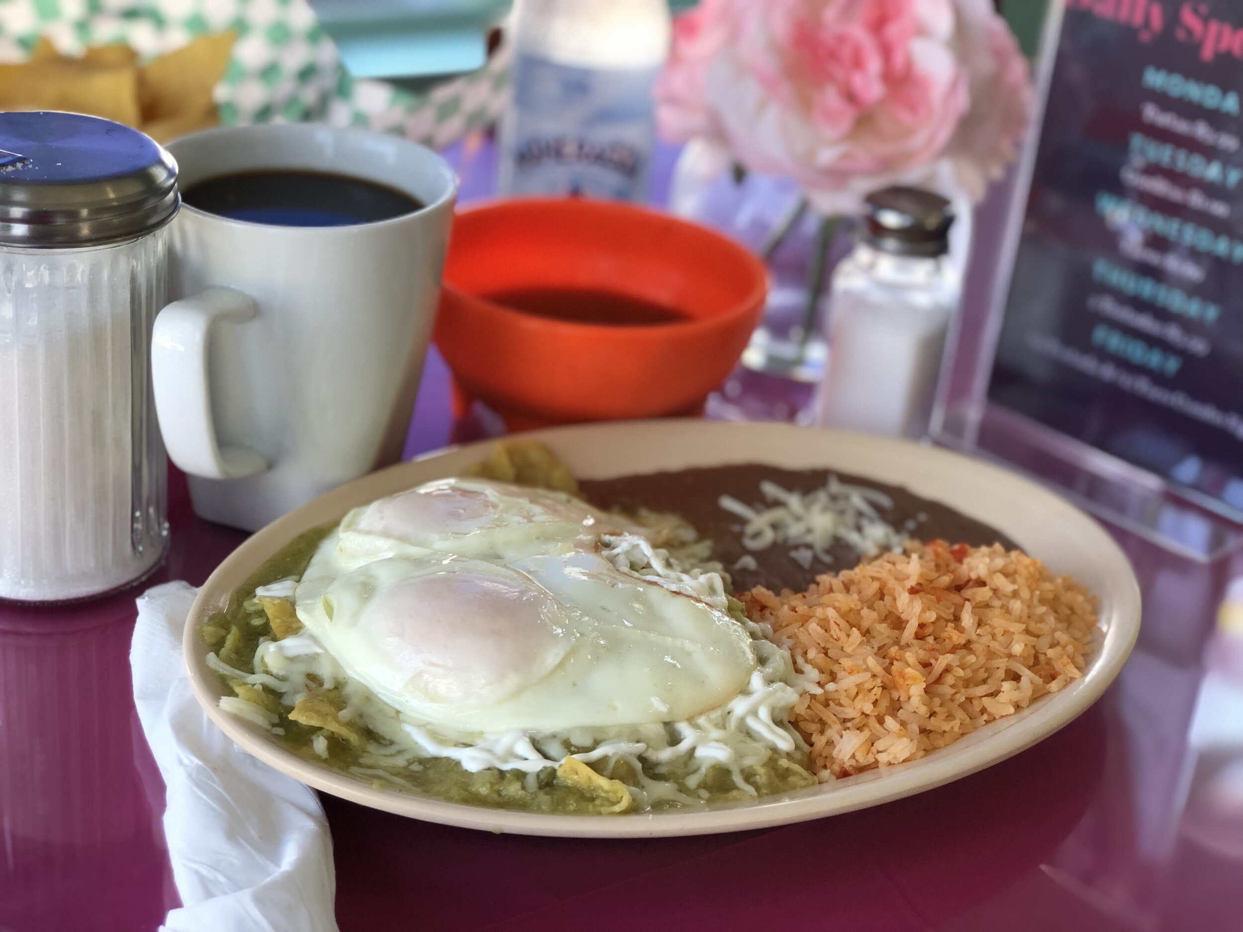 CHILAQUILES.jpg