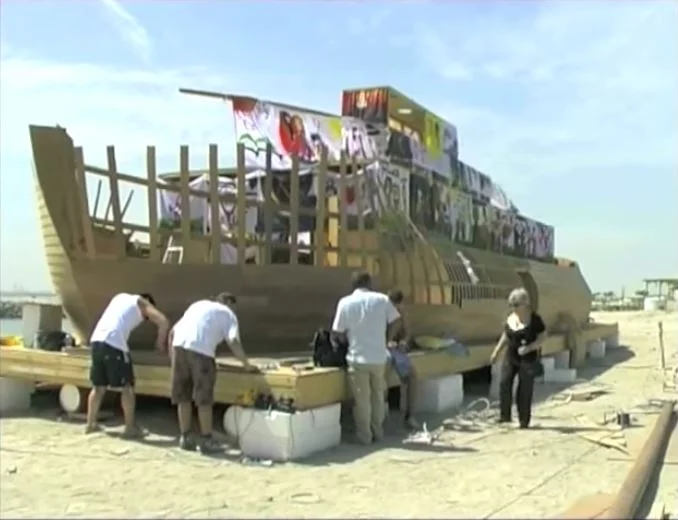 Ship-of-Tolerance-Sharjah-2011-6.jpg