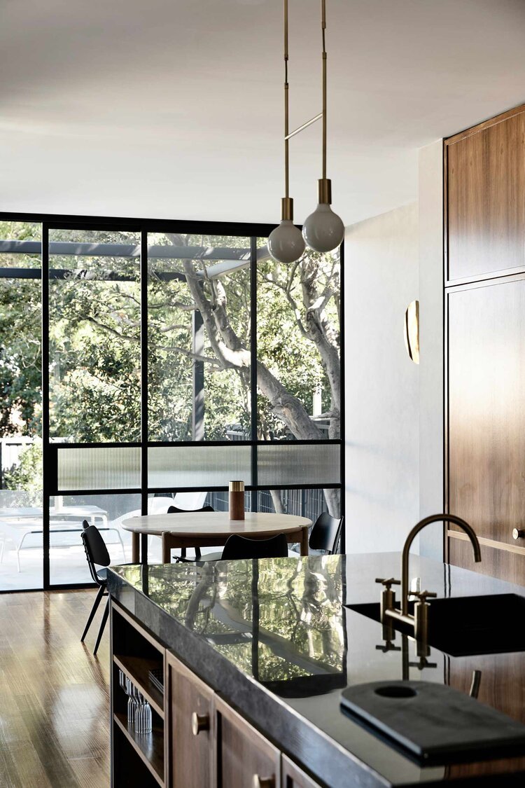 Building+extension+in+Melbourne+with+floor+to+ceiling+glass.jpeg