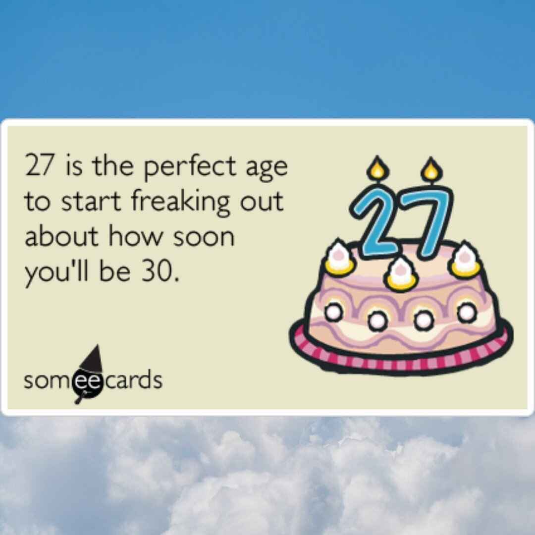 😅 Happy birthday to me! 🥳 Voorlopig nog geen existentiële crisissen over mijn dertigste verjaardag - die is nog héél ver weg. Het leek me de ideale gelegenheid om wat random feitjes over mezelf met jullie te delen! Geen zorgen, het zijn er geen 