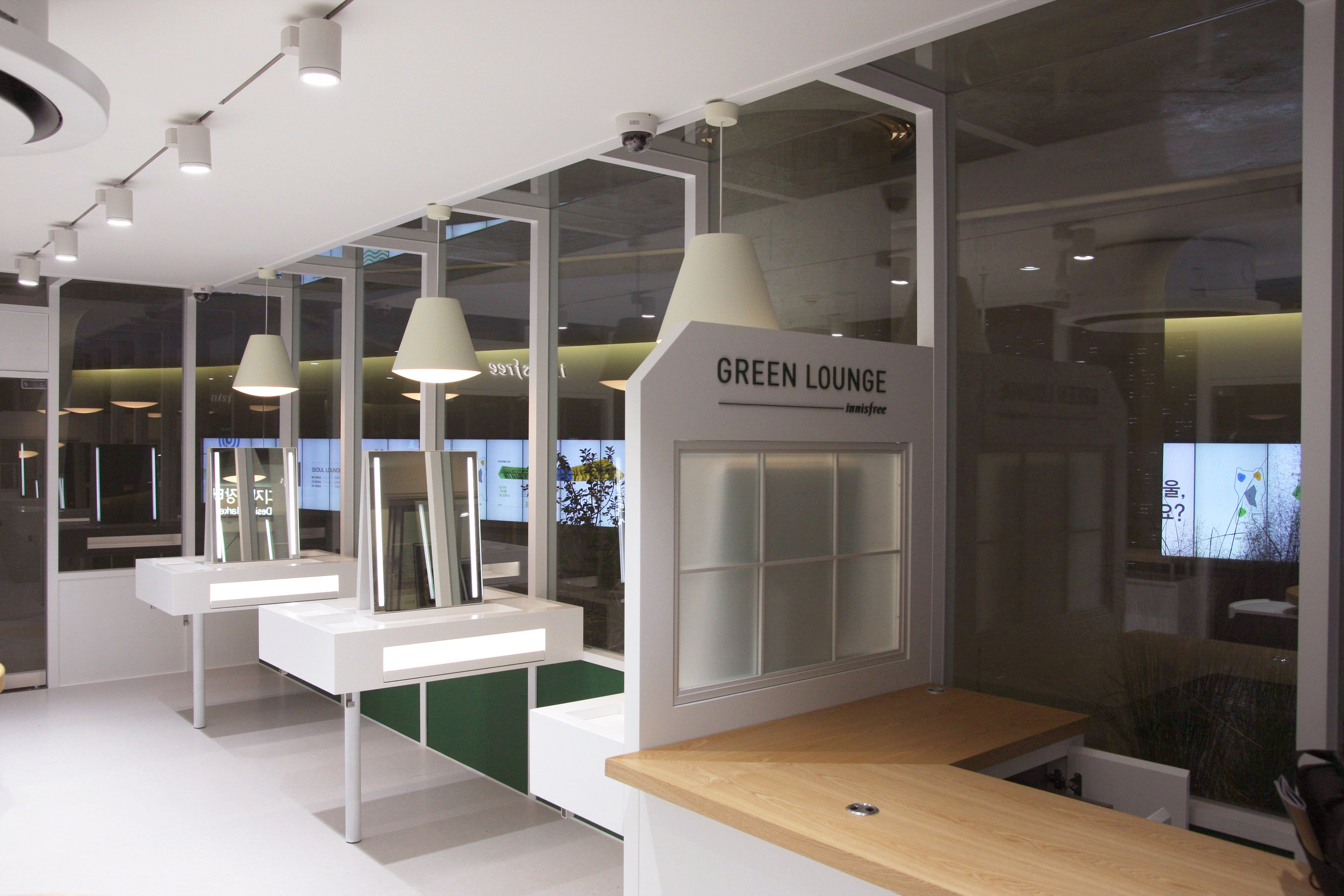 Dongdaemun Design Plaza-2.jpg