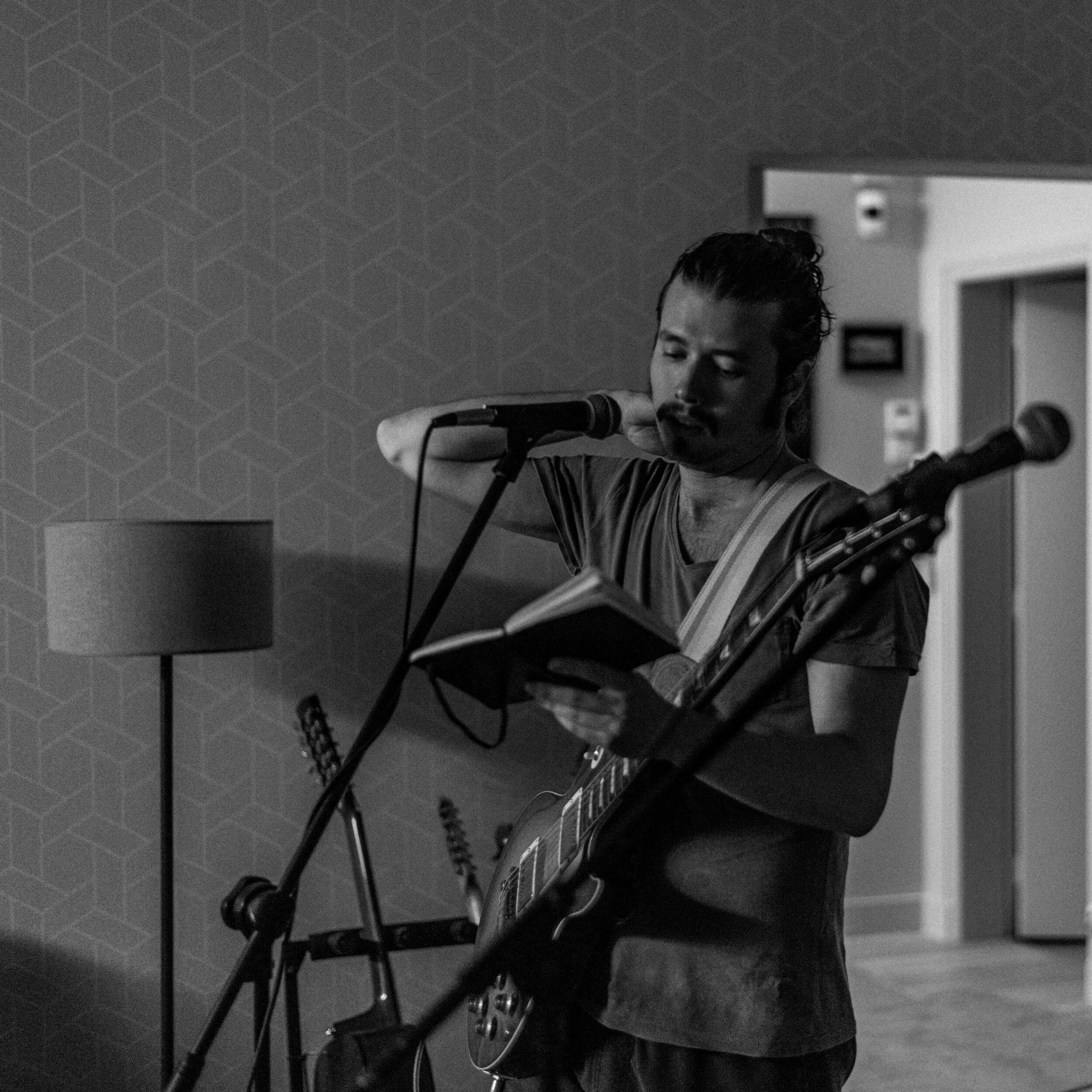 Marcel : In the HOUSE