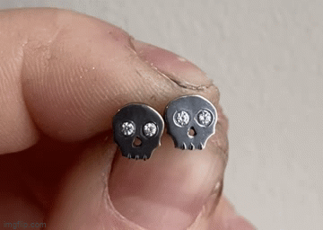Sparkle Skulls