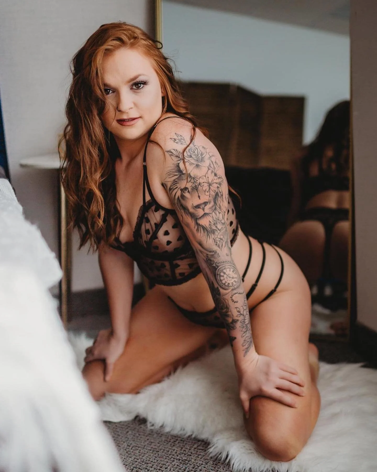 Finding all the little sweet spots in my new studio 🥵 why haven&rsquo;t you booked yet? 
.
.
.
.
.
.
#boudoir #photographer #boudoirphotographer #montanaboudoir #empowered #boudoirphotographer #local #montana #greatfalls #gfboudoir #greatfallsboudoi