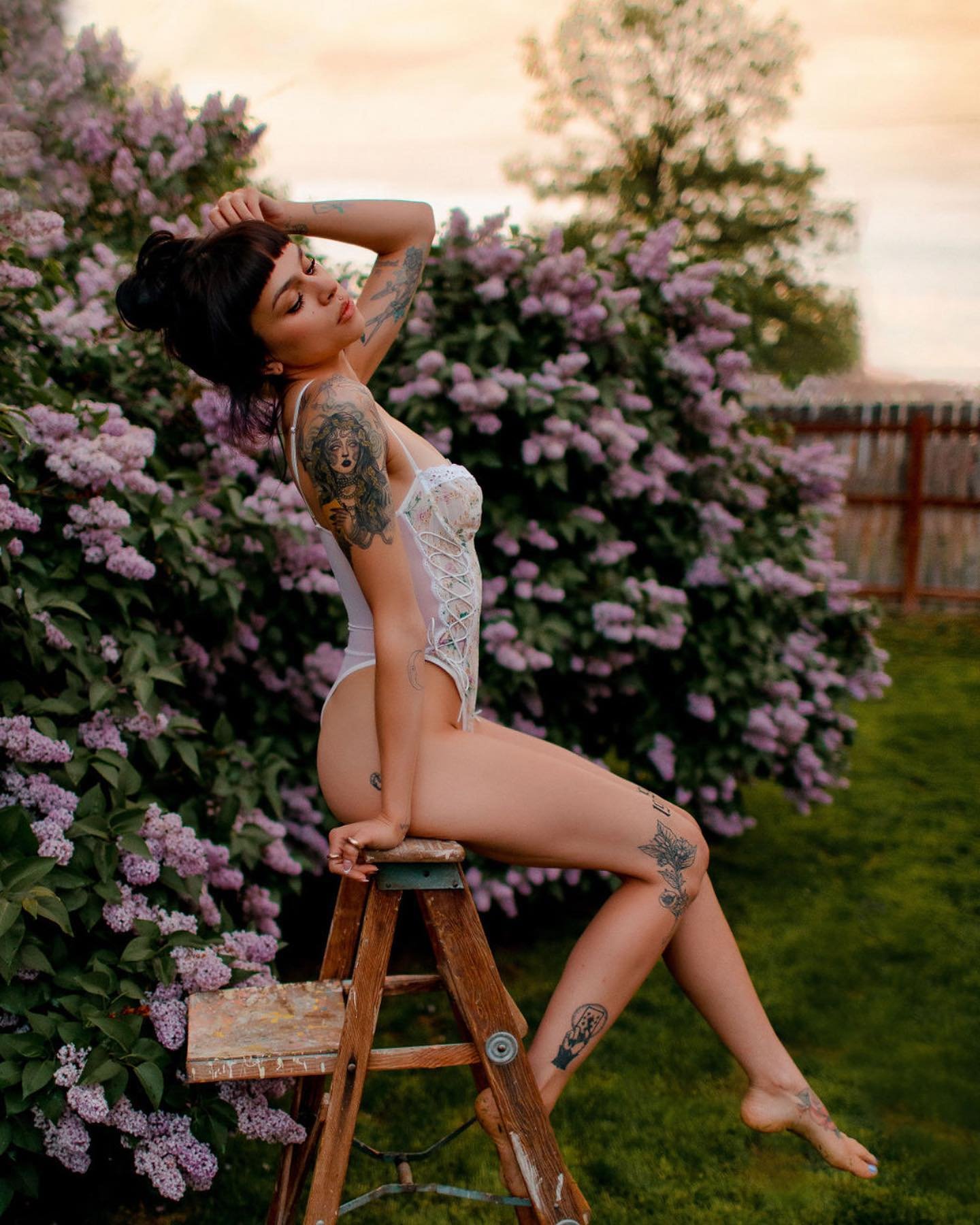 It&rsquo;s officially the perfect time of year for ✨Outdoor Sessions!!✨ 

😍😍😍 

Can&rsquo;t wait to get out and create some rad stuff 🥳 We already have a few shoots in the works and I&rsquo;m absolutely STOKED 🌄☀️

Would you ever do an outdoor s