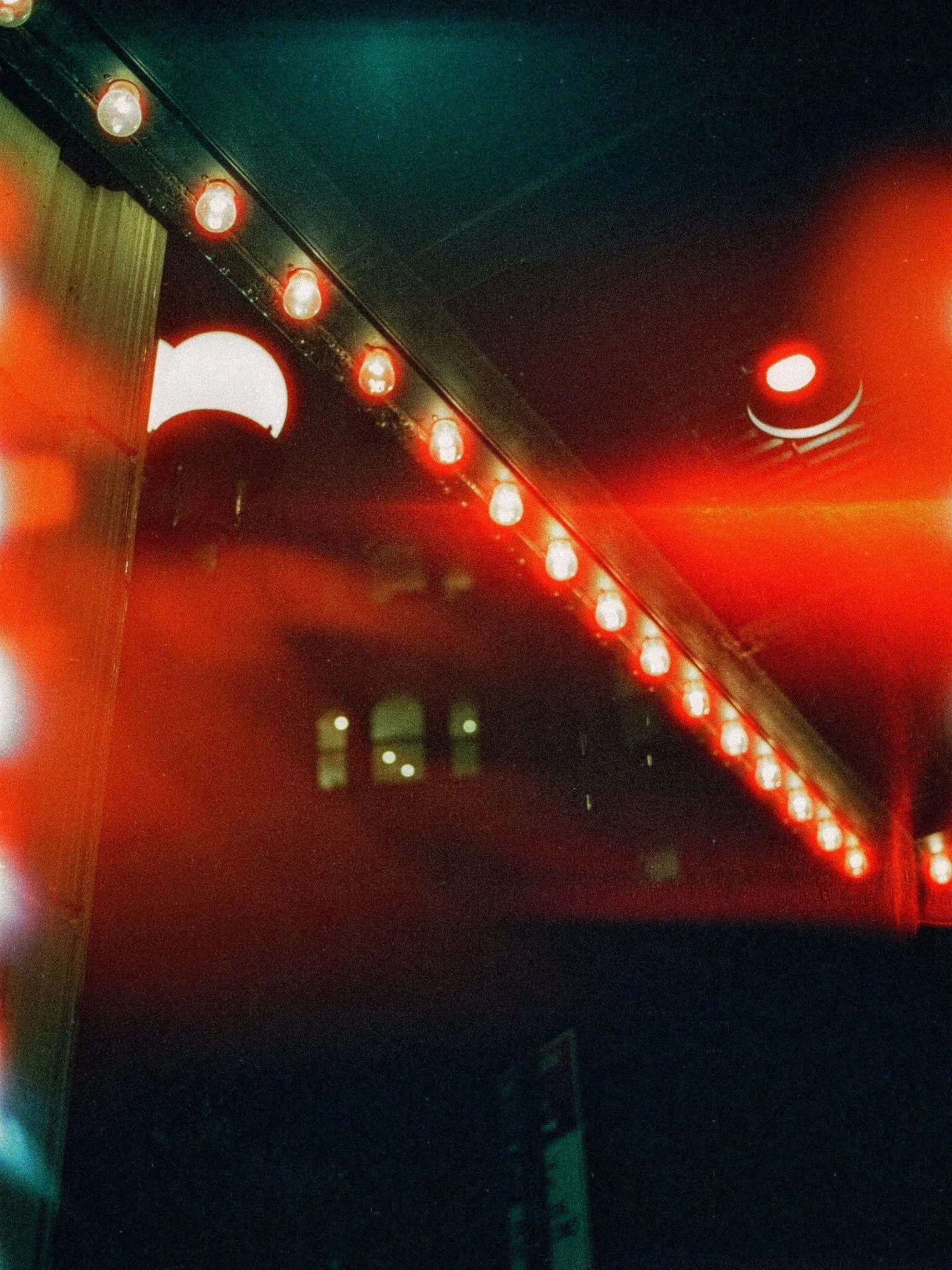 My peoples! I haven't forgotten about y'all, just so so busy with life/work/projects that posting film work just fell to the wayside, but I'm coming back! 
Got a ton of work that needs to see the light, like this weird experiment from a messed up rol