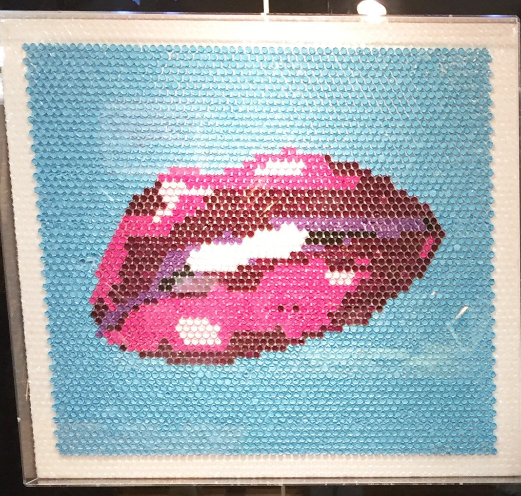 Pink Lips - Upper East Side Apartment