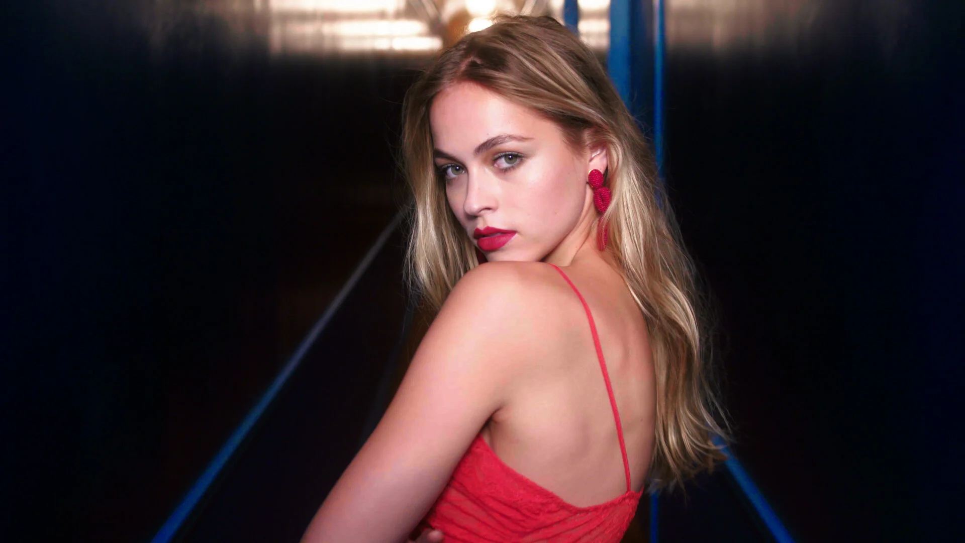 2019_Dume_Reel_SELECTS_RD_V1.06_19_18_23.Still126.jpg