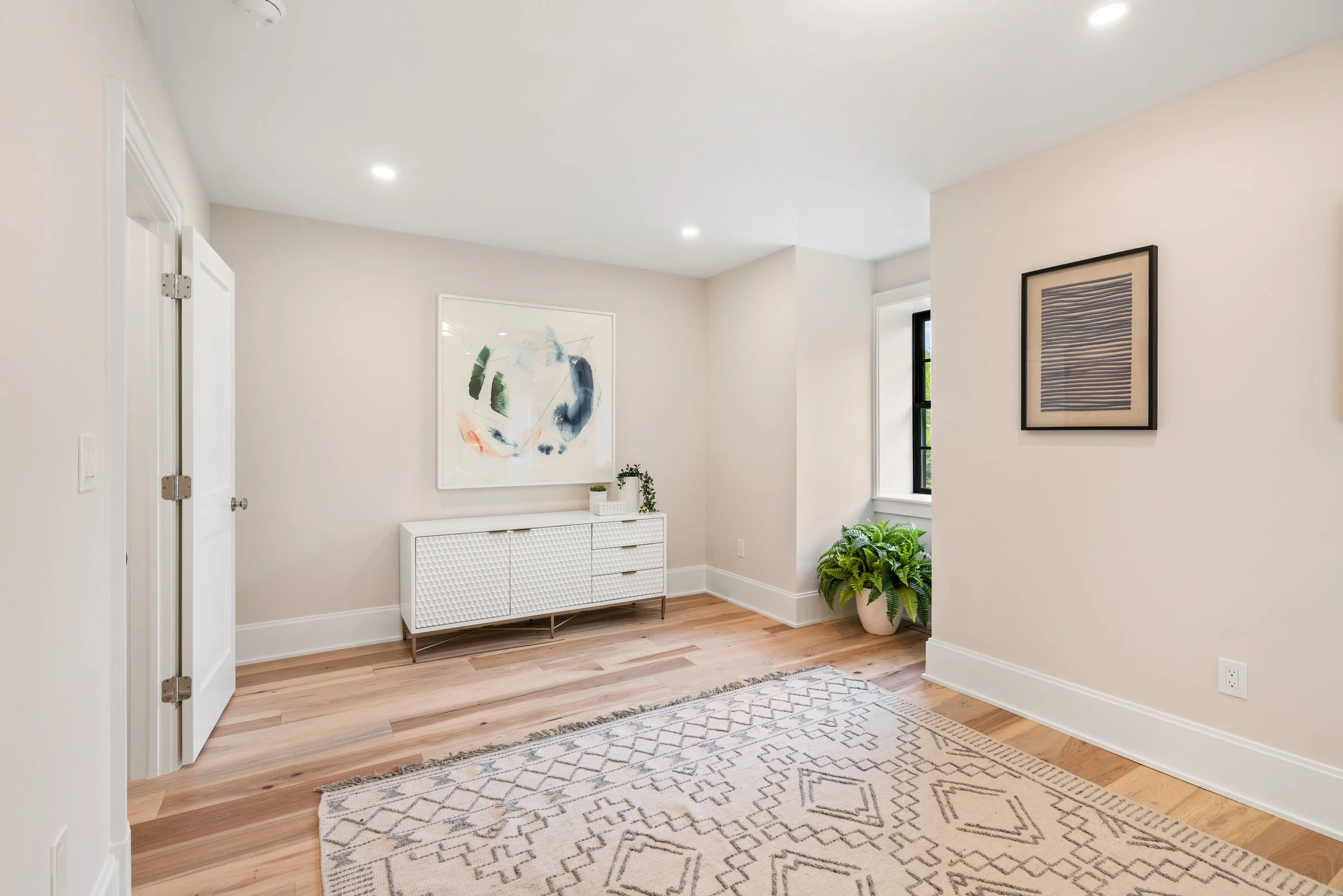1744 Lamont St NW, Washington, DC 20010, USA_0277.jpg