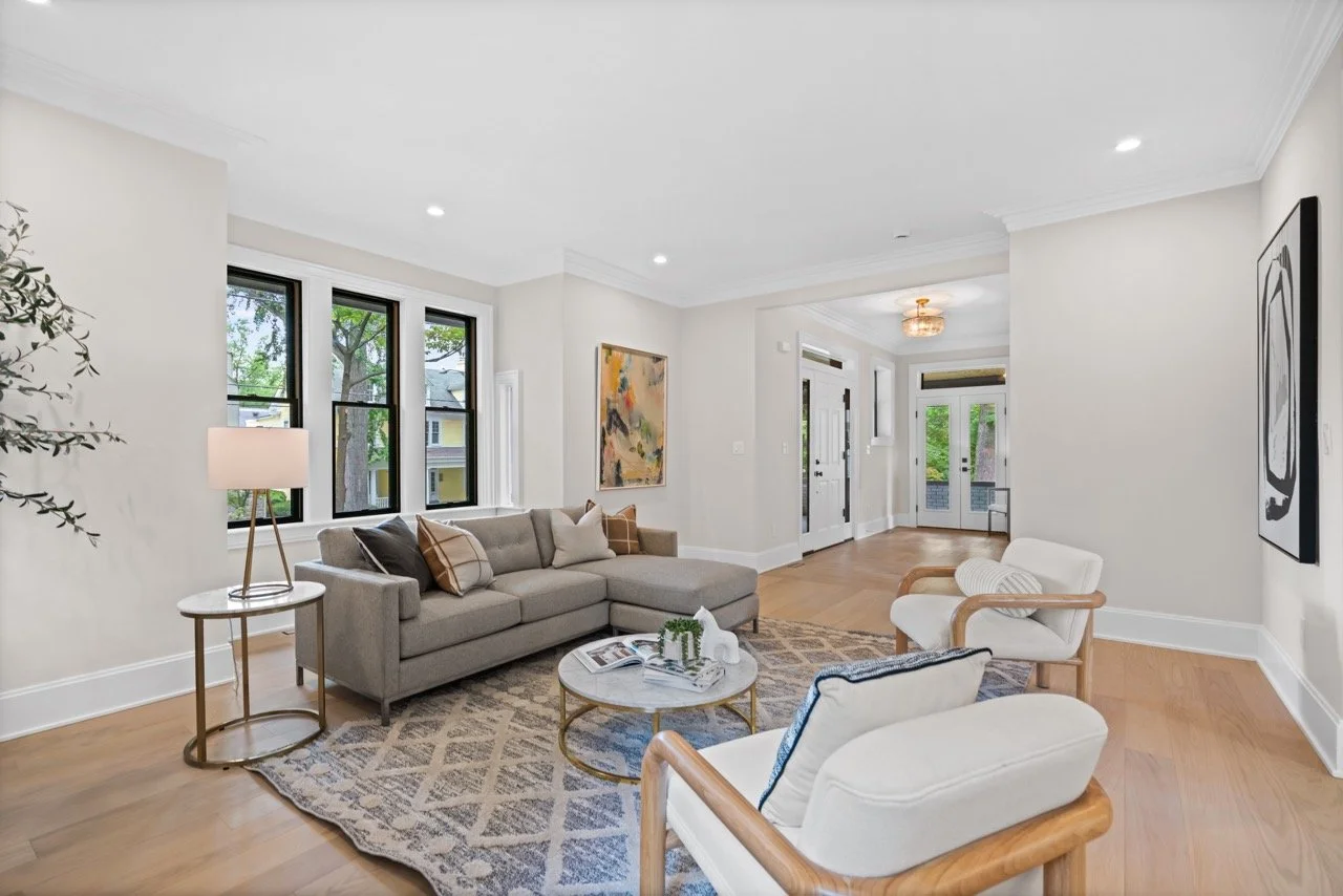 3748 Huntington St NW - 0019 Large.jpeg