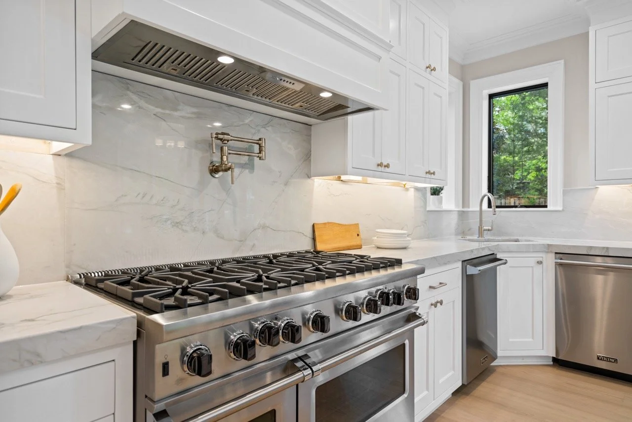 3748 Huntington St NW - 0037 Large.jpeg