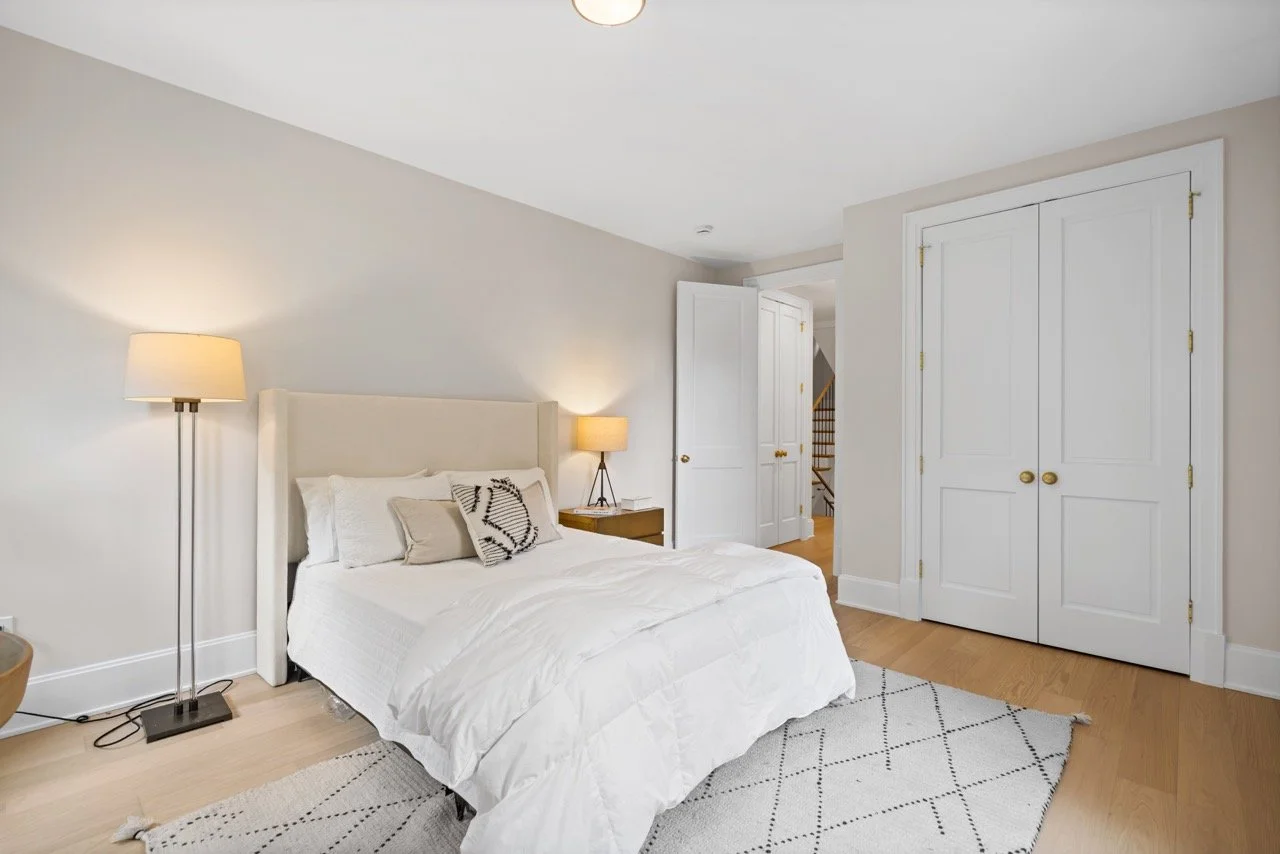 3748 Huntington St NW - 0056 Large.jpeg