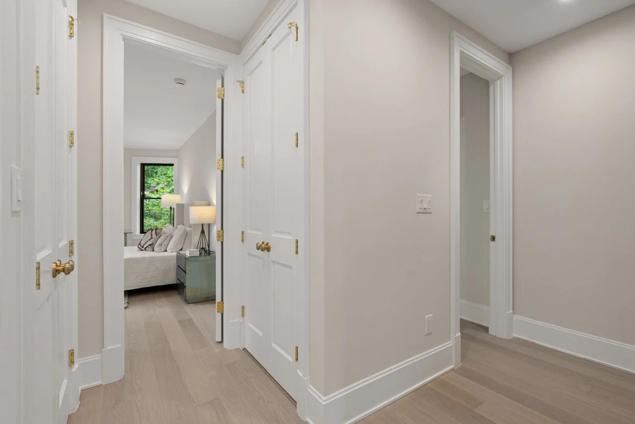 3748 Huntington St NW - 0063 Large.jpeg