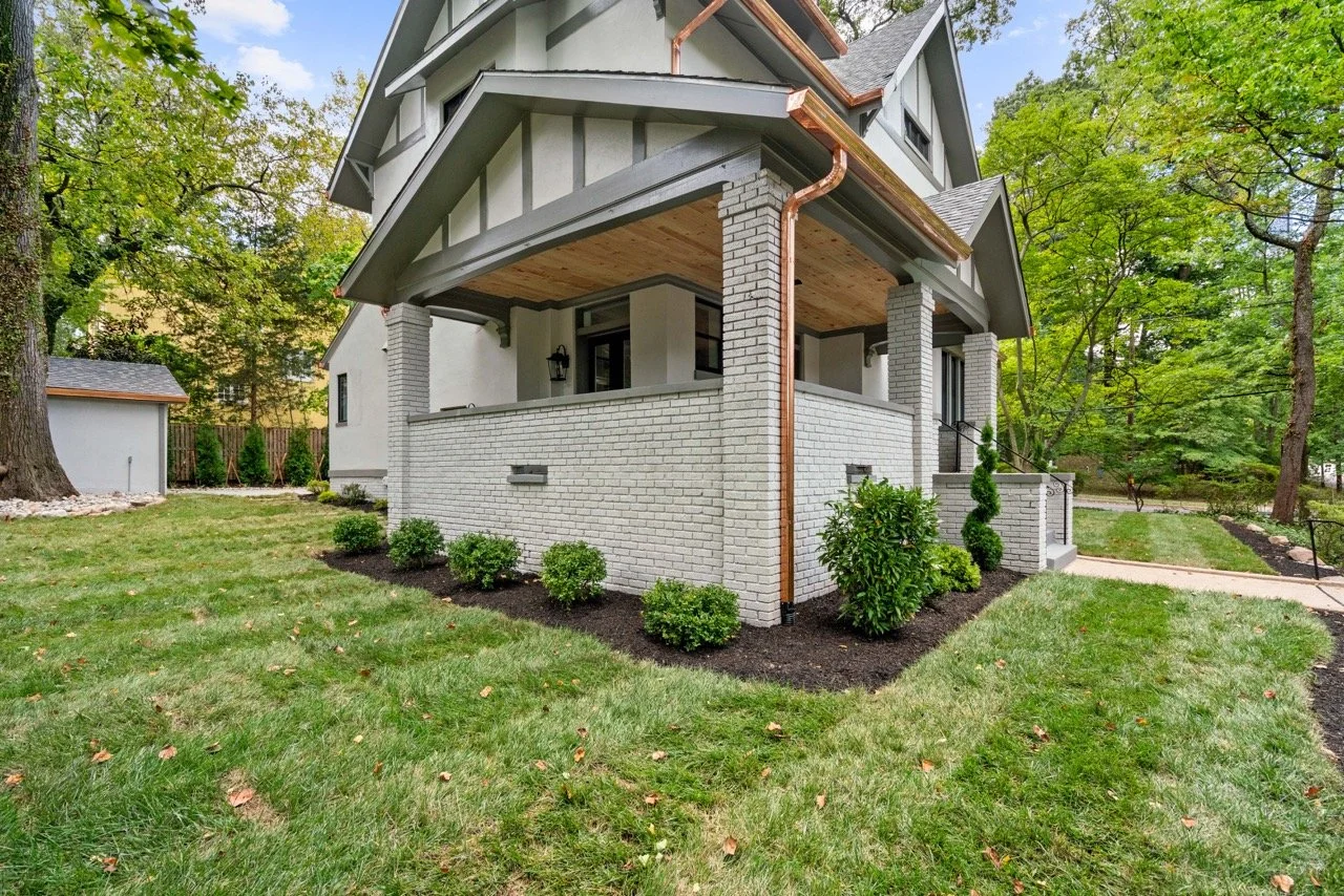 3748 Huntington St NW - 0097 Large.jpeg