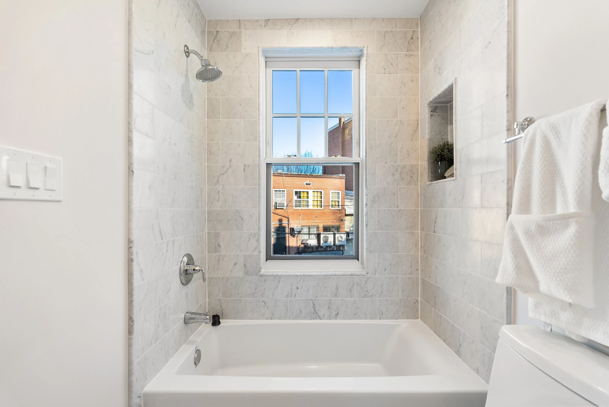 1727 34th St NW, Washington, DC 20007 - 0024.jpg
